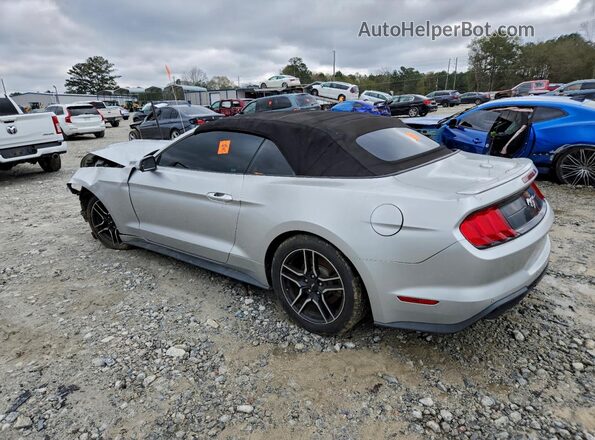 1FATP8UH2J5124093 2018 FORD MUSTANG Серебряный Задняя левая четверть
