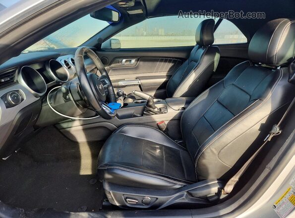 1FATP8UH2J5155540 2018 FORD MUSTANG Серебряный Вид щитка приборов