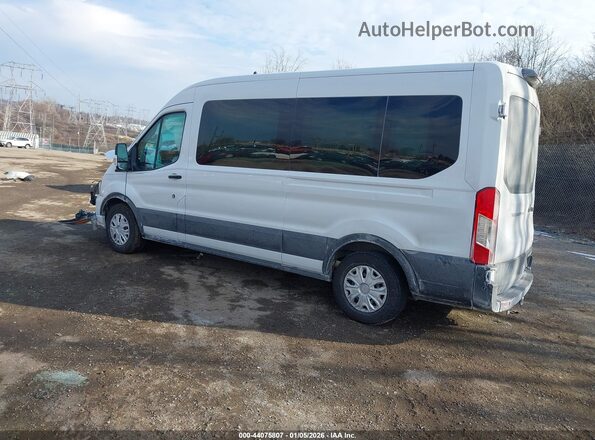 1FBAX2C80MKA31826 2021 FORD PASSENGER White Tył lewy