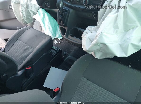 1FBAX2C80MKA31826 2021 FORD PASSENGER White Widok wnętrza z przodu