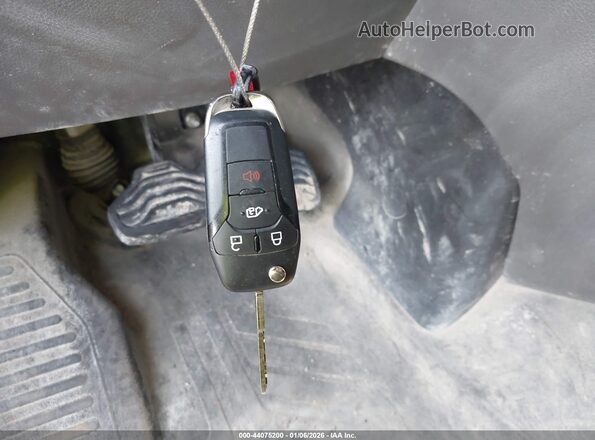 1FBAX2C82NKA32378 2022 FORD PASSENGER Белый Вид панели приборов