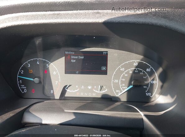 1FBAX2C83RKA42567 2024 FORD PASSENGER Белый Вид задних сидений