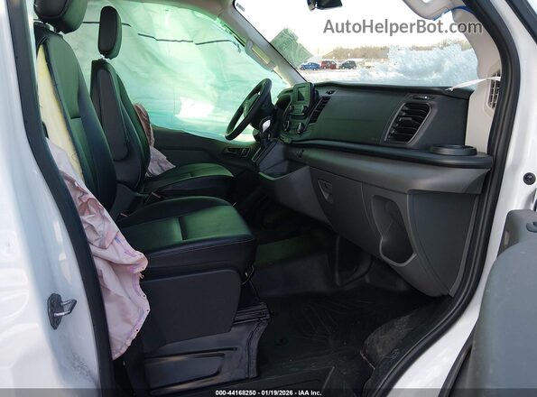 1FBAX2C84RKA02630 2024 FORD PASSENGER White Передня права чверть
