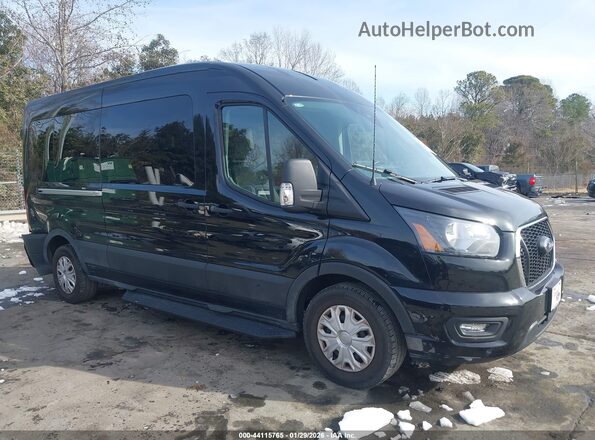 1FBAX2C86RKB81706 2024 FORD PASSENGER Black Vista interior trasera