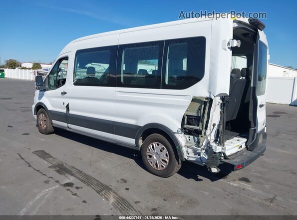 1FBAX2C8XMKA64672 2021 FORD PASSENGER Белый Задняя левая четверть