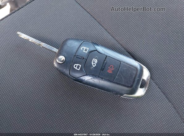 1FBAX2C8XMKA64672 2021 FORD PASSENGER Белый Вид панели приборов