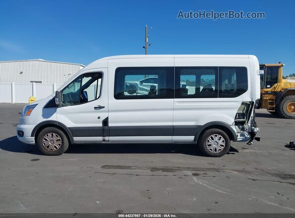 1FBAX2C8XMKA64672 2021 FORD PASSENGER Белый Панорамный вид салона 360°