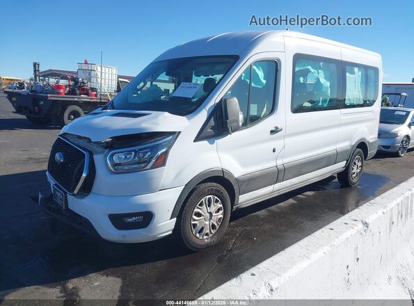 1FBAX2CG3PKB43791 2023 FORD PASSENGER White Передня ліва чверть