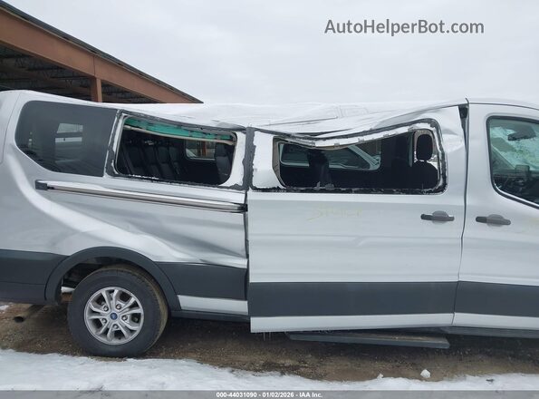 1FBAX2Y83MKA15466 2021 FORD PASSENGER White Вид спереду