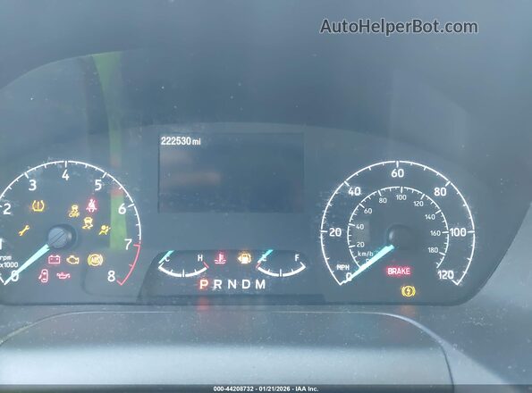 1FBAX2Y84NKA04462 2022 FORD PASSENGER Белый Вид задних сидений
