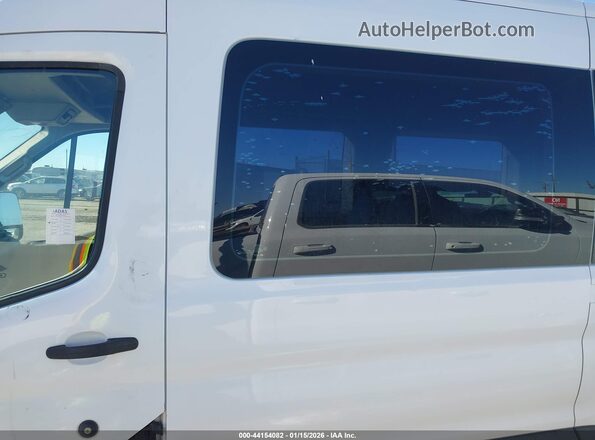1FDZK1C85LKA79243 2020 FORD PASSENGER Белый Панорамный вид салона 360°