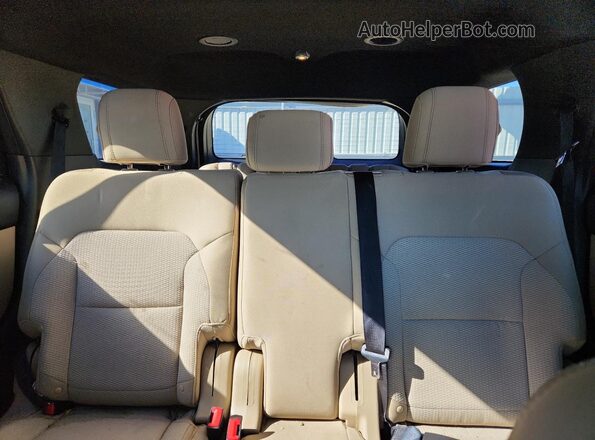 1FM5K7D86GGC57184 2016 FORD FORD EXPLORER White Vista de los asientos traseros