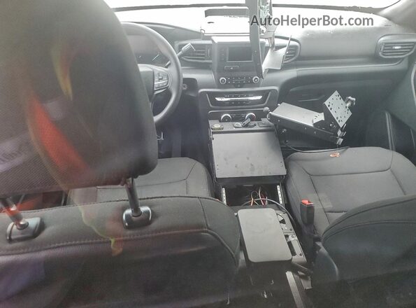 1FM5K8AB1RGA06176 2024 FORD FORD EXPLORER White Widok deski rozdzielczej