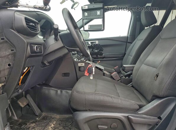 1FM5K8AB1RGA06176 2024 FORD FORD EXPLORER White Widok wnętrza z przodu