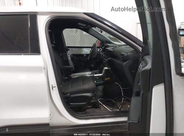 1FM5K8AB4MGA18850 2021 FORD POLICE INTERCEPTOR White Widok wnętrza z przodu