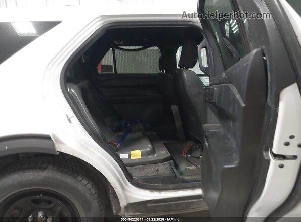 1FM5K8AB4MGA18850 2021 FORD POLICE INTERCEPTOR White Widok naklejki z numerem VIN