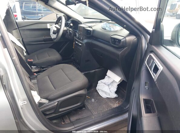 1FM5K8AB7LGA72299 2020 FORD POLICE INTERCEPTOR Silver Widok wnętrza z przodu