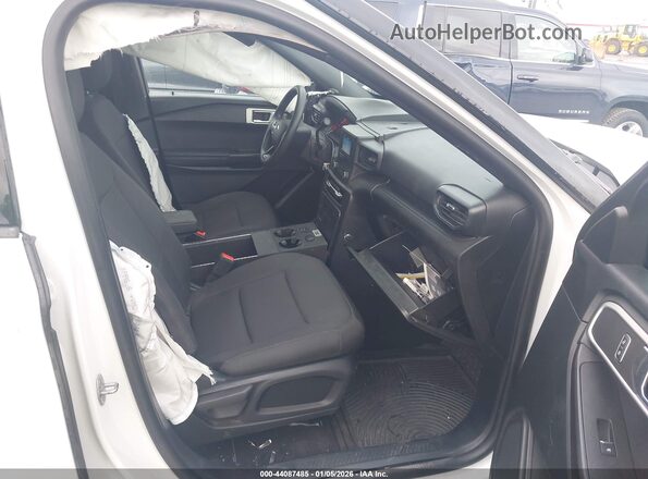 1FM5K8AC9LGA83720 2020 FORD POLICE INTERCEPTOR Белый Вид салона спереди