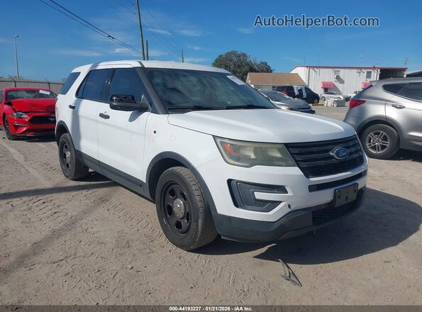 1FM5K8AR0GGA46856 2016 FORD UTILITY POLICE INTERCEPTOR Белый Передняя правая четверть