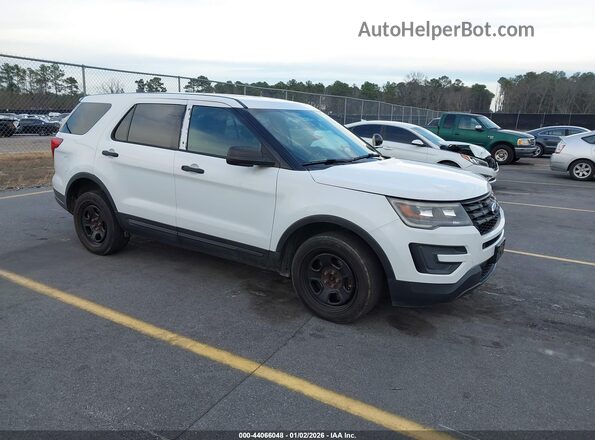 1FM5K8AR0JGC75948 2018 FORD POLICE INTERCEPTOR White Передня права чверть