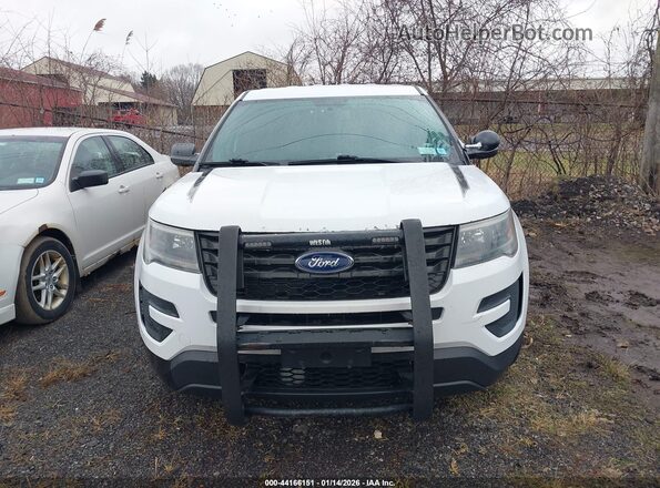 1FM5K8AR2JGA58272 2018 FORD EXPLORER Белый Вид щитка приборов