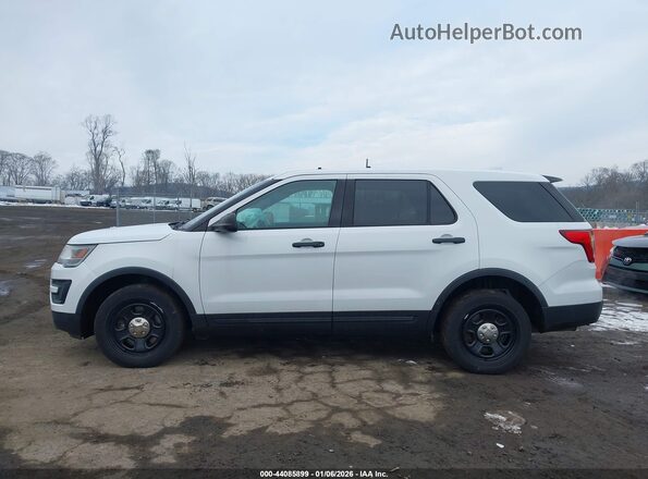 1FM5K8AR8HGA62854 2017 FORD UTILITY POLICE INTERCEPTOR White Widok wnętrza 360 stopni
