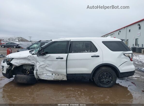 1FM5K8AR9GGC73639 2016 FORD UTILITY POLICE INTERCEPTOR White Widok wnętrza 360 stopni
