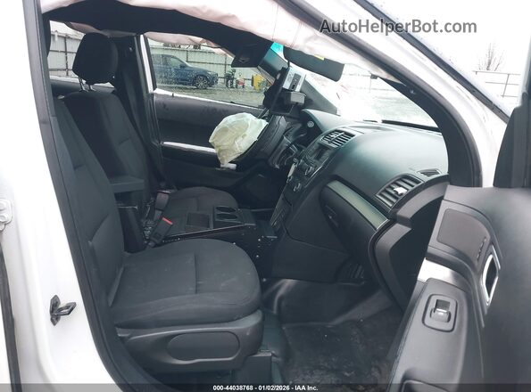 1FM5K8AR9GGC73639 2016 FORD UTILITY POLICE INTERCEPTOR White Widok wnętrza z przodu