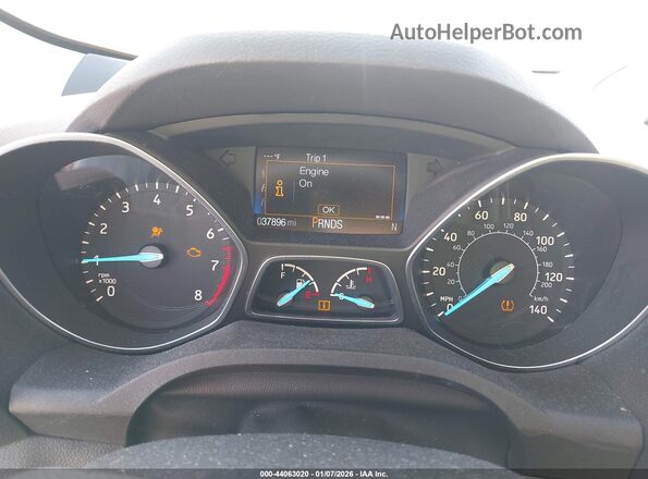 1FMCU0GD1HUB42688 2017 FORD ESCAPE Белый Вид задних сидений