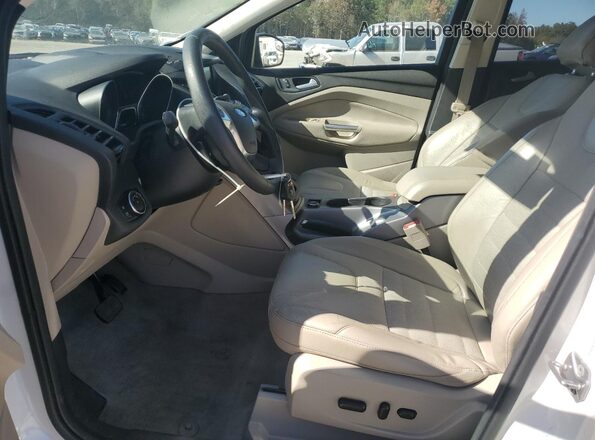 1FMCU0GX5GUB52276 2016 FORD ESCAPE White Widok wnętrza z przodu