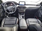2022 Ford Escape Red vin: 1FMCU0H67NUB07164