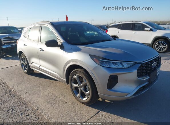 1FMCU0MN5RUA97592 2024 FORD ESCAPE Серебряный Передняя правая четверть