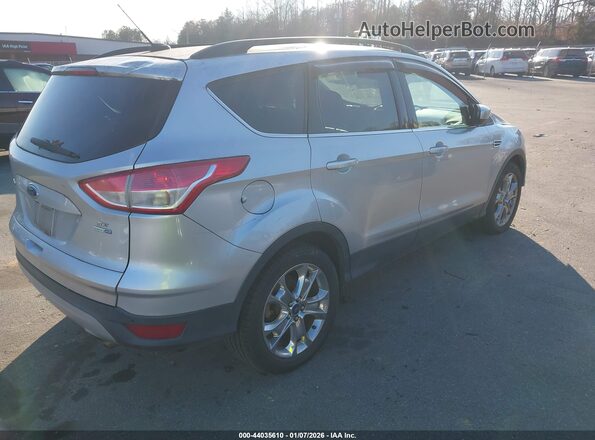 1FMCU9G99GUB27824 2016 FORD ESCAPE Серебряный Задняя правая четверть