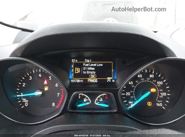 1FMCU9GD0JUC75467 2018 FORD ESCAPE Бордовый Вид задних сидений