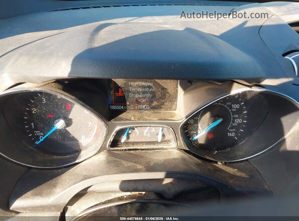 1FMCU9GD2JUB95152 2018 FORD ESCAPE Красный Вид задних сидений