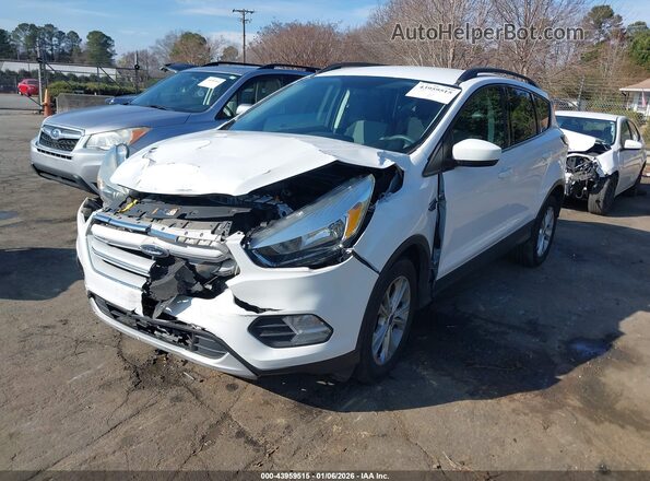 1FMCU9GD3JUA98705 2018 FORD ESCAPE Белый Передняя левая четверть