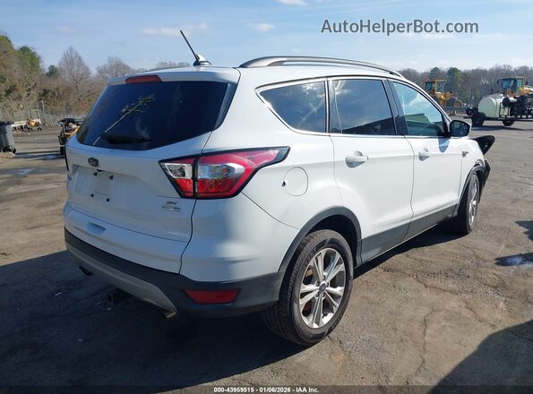 1FMCU9GD3JUA98705 2018 FORD ESCAPE Белый Задняя правая четверть