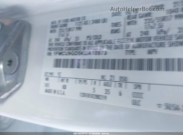 1FMCU9GD5KUA10979 2019 FORD ESCAPE Белый Вид подкапотного пространства