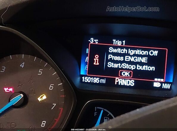1FMCU9J94HUA33585 2017 FORD ESCAPE Белый 