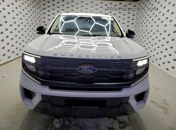 1FMJU1H83SEA12282 2025 FORD EXPEDITION Белый Вид спереди
