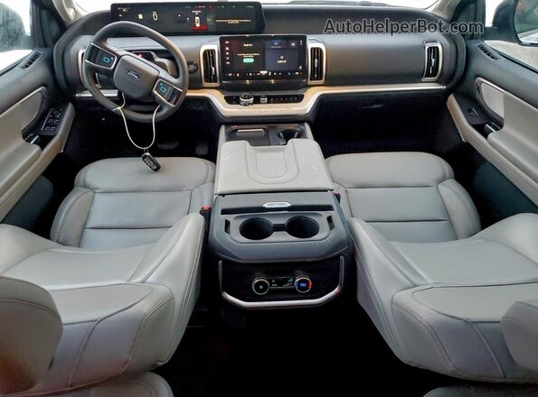 1FMJU1H83SEA12282 2025 FORD EXPEDITION Белый Вид панели приборов