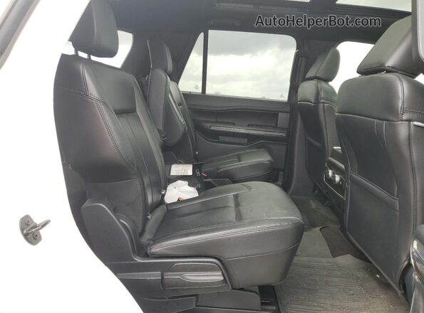 1FMJU1HT6MEA20190 2021 FORD EXPEDITION White Вид задньої частини салону