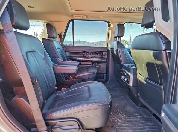 1FMJU1MT7KEA17379 2019 FORD EXPEDITION Серебряный Вид задней части салона