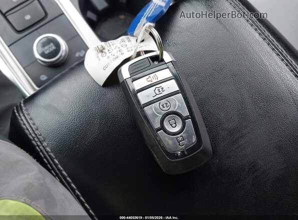 1FMSK8DH3NGA08119 2022 FORD FORD EXPLORER White Առջևի վահանակի տեսք