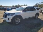 2025 Ford Explorer Active White vin: 1FMUK7DH2SGC93751