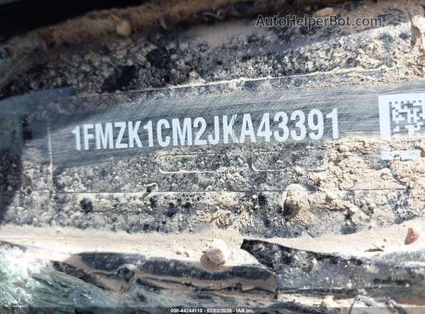 1FMZK1CM2JKA43391 2018 FORD TRANSIT-150 Black ძრავის განყოფილების ხედი
