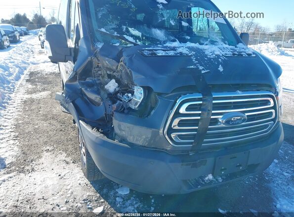 1FMZK1YG2HKA42920 2017 FORD TRANSIT-150 Gray Front view