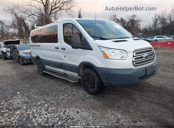 1FMZK1YM7HKA55796 2017 FORD TRANSIT-150 White Front right