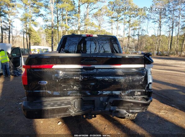 1FT6W1EV8PWG33372 2023 FORD F-150 LIGHTNING Черный 