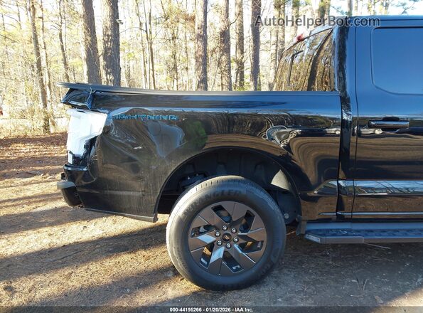 1FT6W1EV8PWG33372 2023 FORD F-150 LIGHTNING Черный 